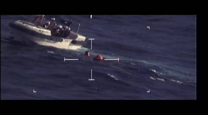 尖閣諸島沖の公海上で、中国漁とギリシャ貨物船衝突！