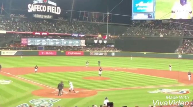 シアトルがホーム！イチロ―を迎えるファンには感動です